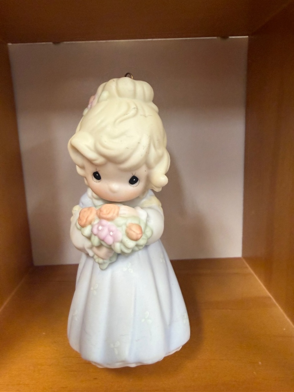 Precios Moments- Bride Ornament- EJ495